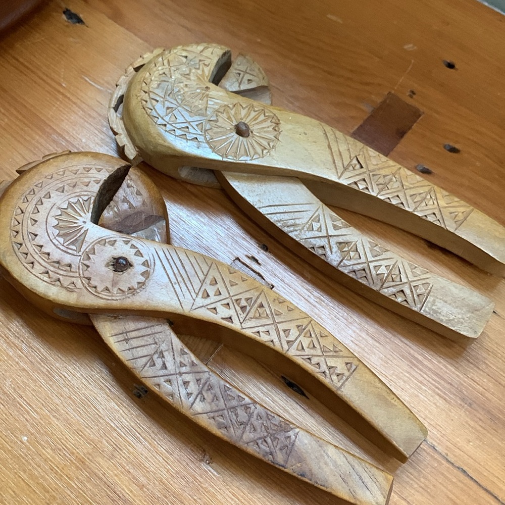 Pair VTG 1950s Yugoslavian Folk Art Hand Carved Ornate Wood Nutcrackers